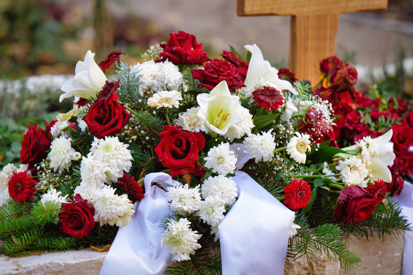 Why Sympathy Flowers Still Matter More Than Ever